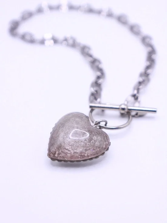 Tarina Tarantino Silver Heart Charm Toggle Necklace 18” - Picture 6 of 10